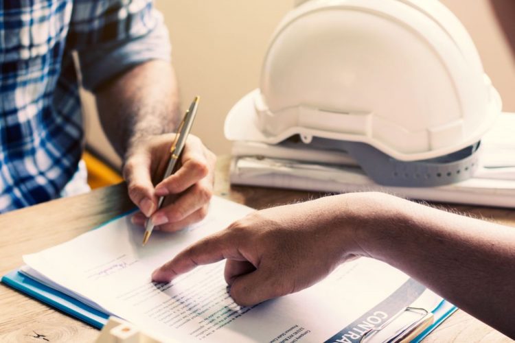 Contrat d'assurance pour artisan
